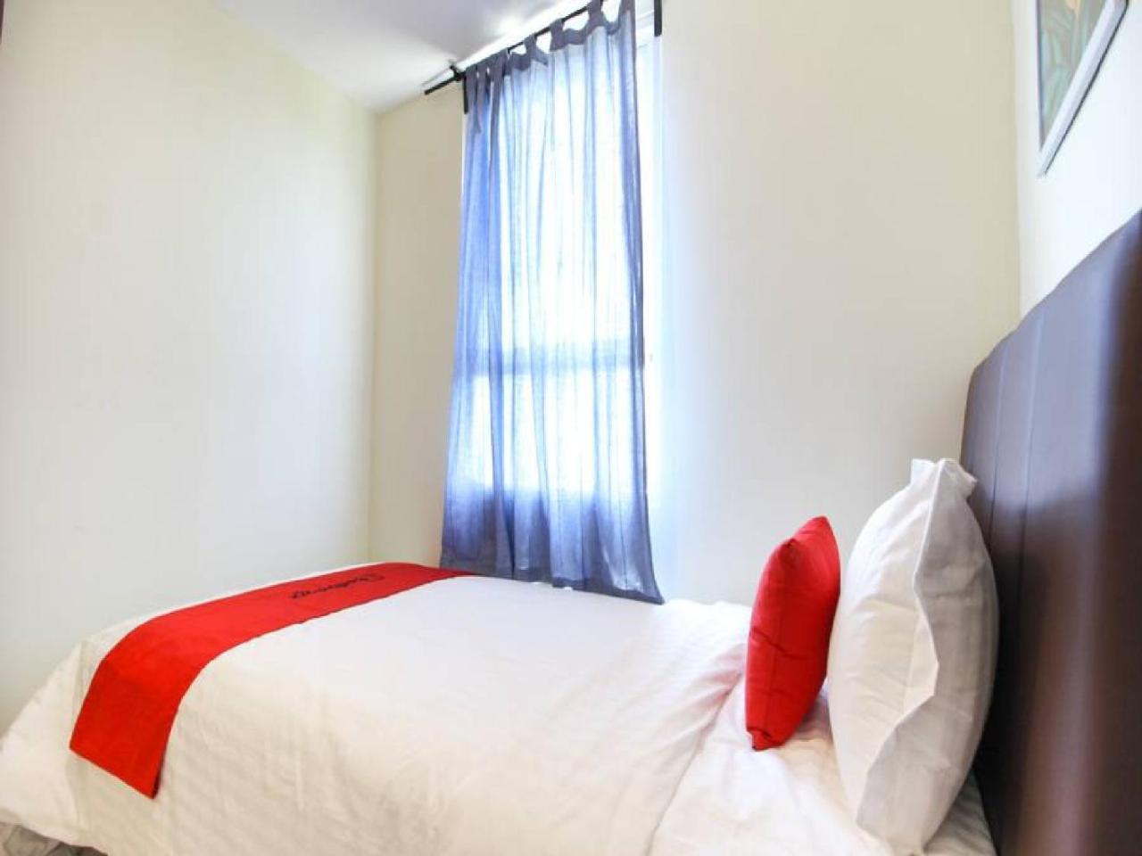 Reddoorz Apartment @ Malioboro City Adisucipto Maguwo エクステリア 写真