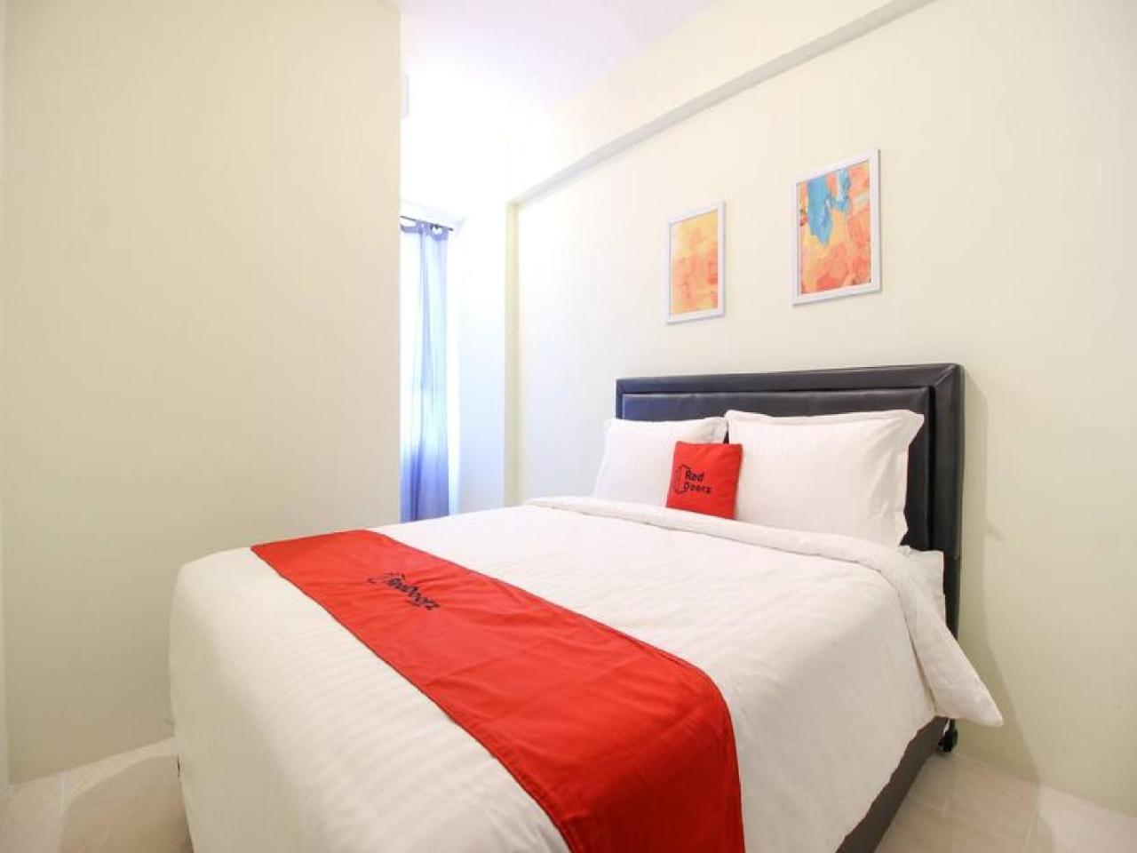Reddoorz Apartment @ Malioboro City Adisucipto Maguwo エクステリア 写真