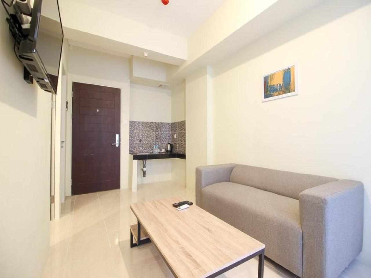 Reddoorz Apartment @ Malioboro City Adisucipto Maguwo エクステリア 写真