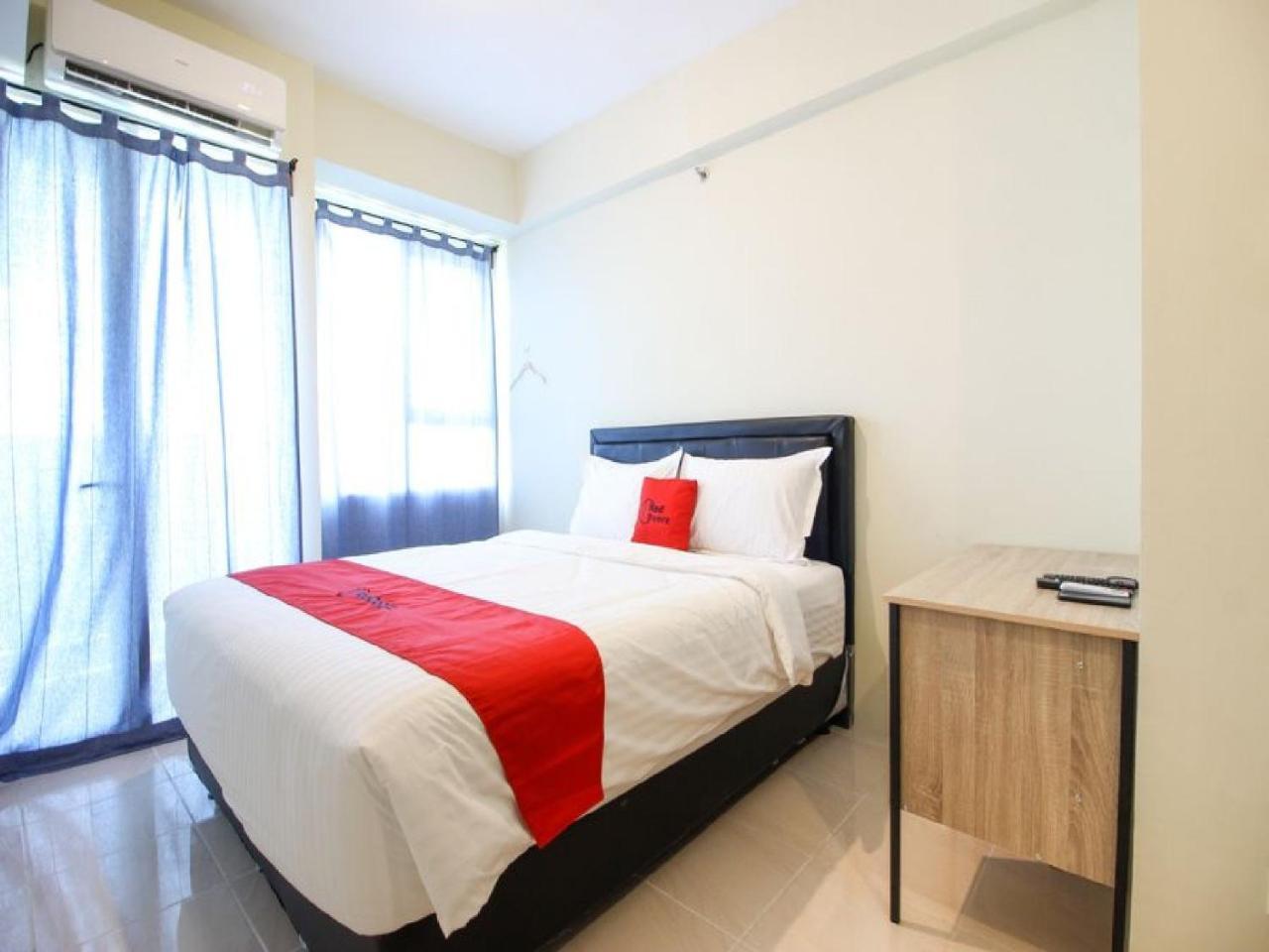Reddoorz Apartment @ Malioboro City Adisucipto Maguwo エクステリア 写真
