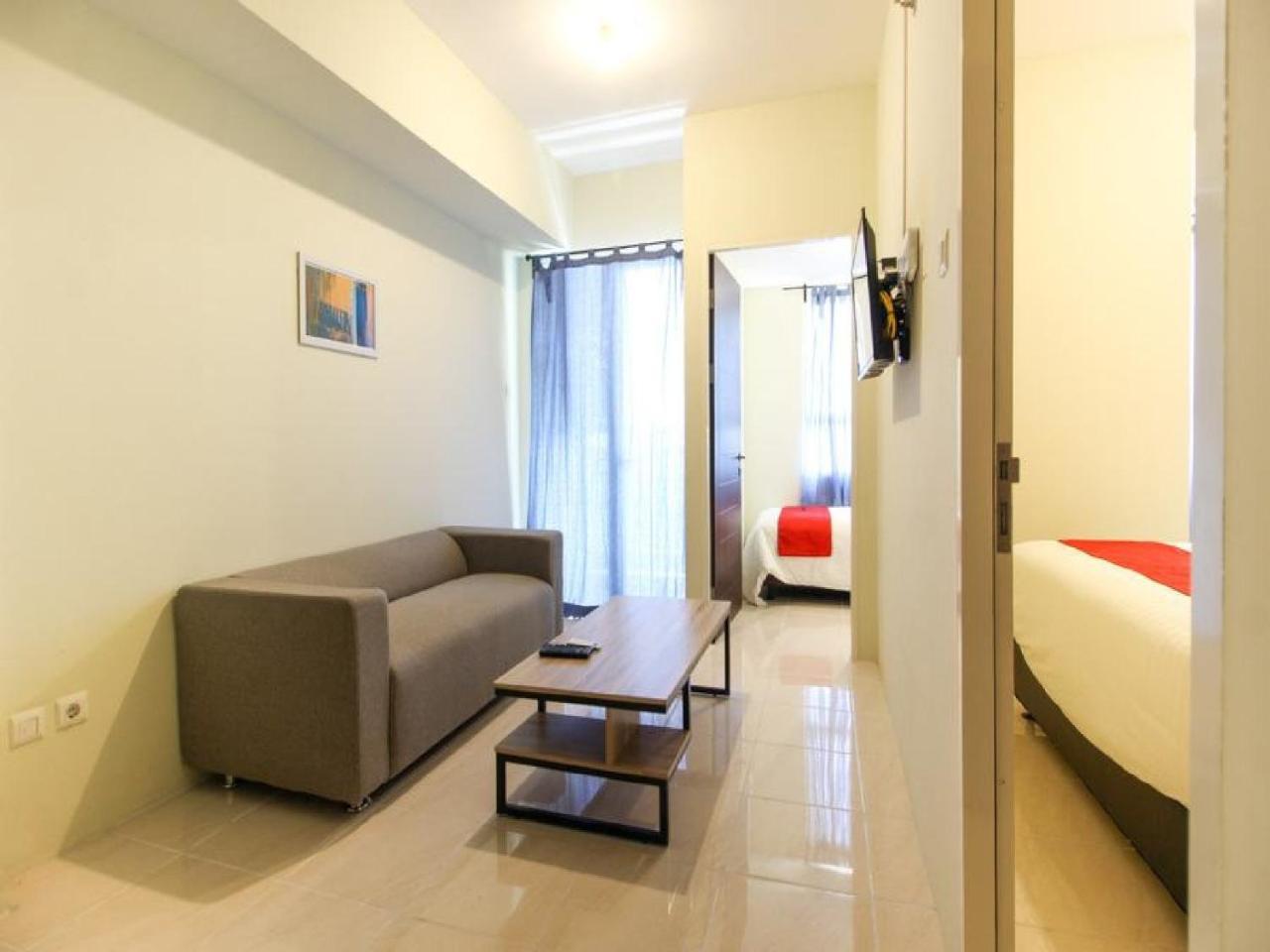 Reddoorz Apartment @ Malioboro City Adisucipto Maguwo エクステリア 写真